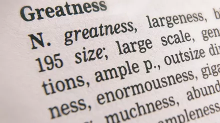 Open thesaurus showing the synonyms of 'greatness,' such as 'large,' 'scale,' and 'enormousness.'